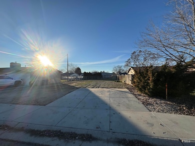 3435 N Jullions St, Boise, ID 83704 - photo 2