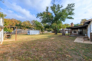 308 Frederick Rd unit 4, Fredericksburg, TX 78624 - photo 7