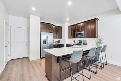 15461 S Midnight View Way, Bluffdale, UT 84065 - photo 4