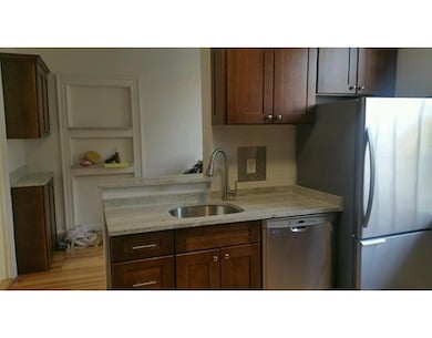 141 Beaconsfield Rd unit 4, Brookline, MA 02445 - photo 5