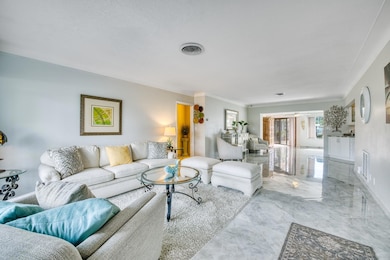 208 NE 30th St, Wilton Manors, FL 33334 - photo 7