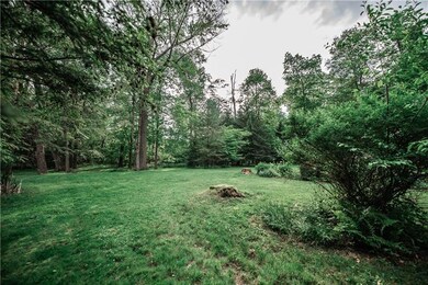 1080 Hickory Ln, Indiana, PA 15701 - photo 5