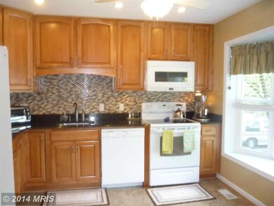 2479 Vineyard Ln, Crofton, MD 21114 - photo 7