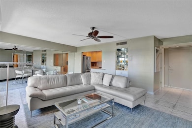 The Warwick Condominium unit 7J, Fort Lauderdale, FL 33308 - photo 2