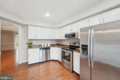 3280 W Springs Dr unit 8, Ellicott City, MD 21043 - photo 7