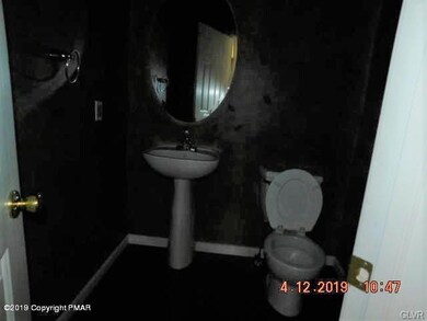 2782 Rising Hill Dr, Stroudsburg, PA 18360 - photo 7