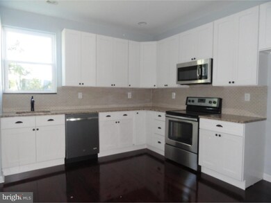 210 Springfield Ave, Folsom, PA 19033 - photo 2