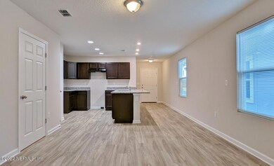 1283 Pangola Dr, Jacksonville, FL 32205 - photo 3