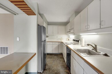 2223 Clove Terrace, Baltimore, MD 21209 - photo 7