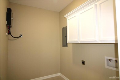 810 Whitewing St, Alamo, TX 78516 - photo 4