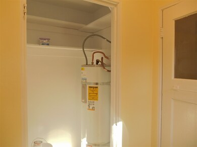 4507 Gleaves Ave, Dunsmuir, CA 96025 - photo 6