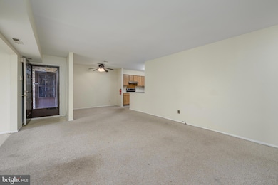 70B Sumac Ct unit 70B, Mount Laurel, NJ 08054 - photo 3