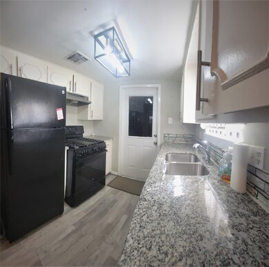 1422 Willow Rock Rd, Houston, TX 77088 - photo 6