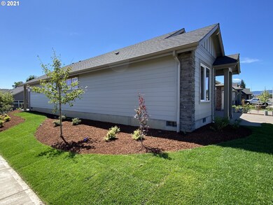 2095 SE Academy St unit 155, Dallas, OR 97338 - photo 2