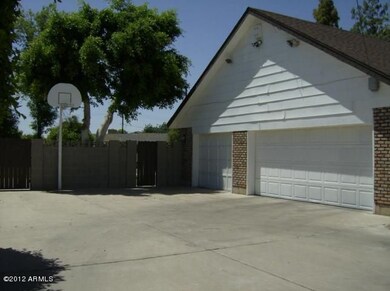 3 car garage