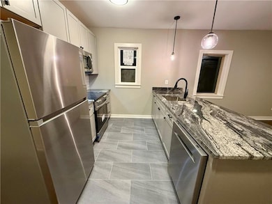 3704 Baltimore Ave unit 2S, Kansas City, MO 64111 - photo 3