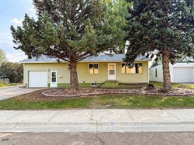 216 & 216 1/2 S 8th St E, Malta, MT 59538 - photo 3