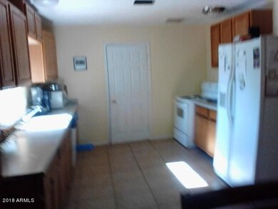 Southern Ave 032 (640x480)