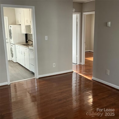 218 Grandin Rd unit 2, Charlotte, NC 28208 - photo 3