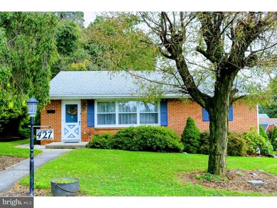 427 W Wyomissing Blvd, Reading, PA 19609 - photo 2