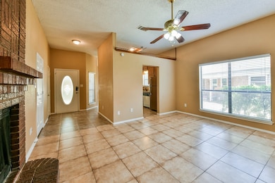 6412 Woodcreek Trail, Fort Worth, TX 76179 - photo 3