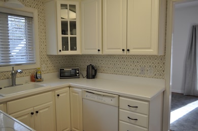 29 Crocus Ln, Avon, CT 06001 - photo 5