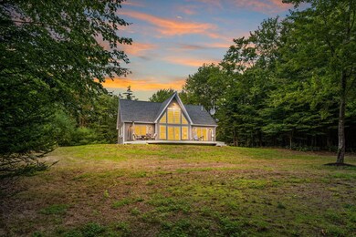 5 Midway Lane, Freeport