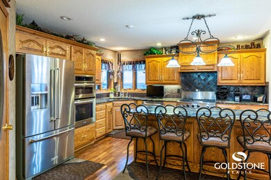 2200 West View Place - 62