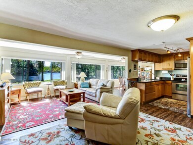 Views! Open Floorplan