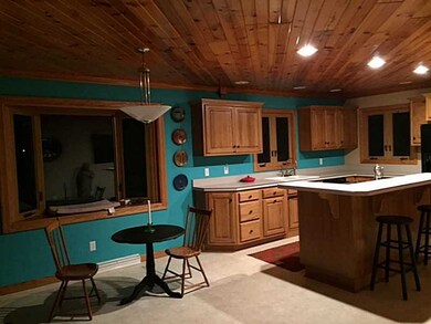 304 Raspberry Ln, Edinboro, PA 16412 - photo 4