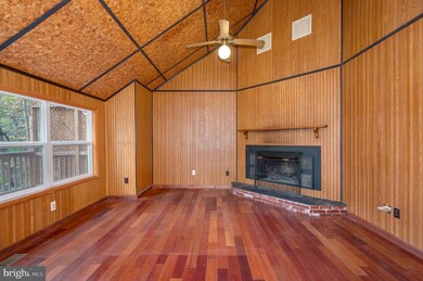 289 Crowfoot Ln, Gerrardstown, WV 25420 - photo 7