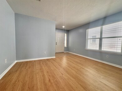 10855 Tallow Briar, Houston, TX 77075 - photo 2