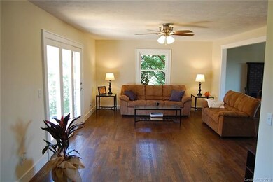 129 Keystone Dr, Asheville, NC 28806 - photo 5