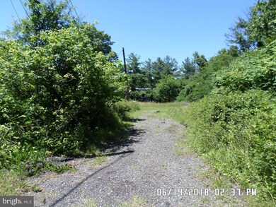 5414 Walker Mill Rd, Capitol Heights, MD 20743 - photo 3