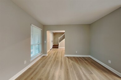 5111 Spring Circle Dr, Pearland, TX 77584 - photo 5