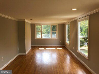 2701 Lorcom Ln, Arlington, VA 22207 - photo 5