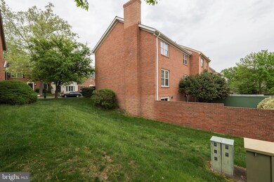 8427 Willow Forge Rd, Springfield, VA 22152 - photo 5