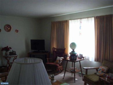 1207 Red Hill Rd, Red Hill, PA 18076 - photo 5