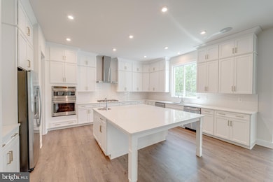 8701 Maple Springs Place, Manassas, VA 20112 - photo 2