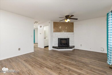 06-Living Room 20240613-DW-5925