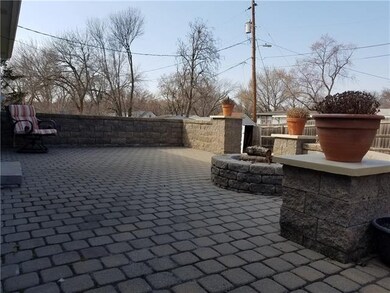 3600 SW Cambridge Terrace, Topeka, KS 66610 - photo 3