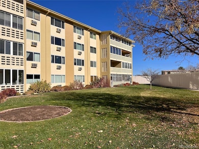 660 S Alton Way unit 4A, Denver, CO 80247 - photo 2