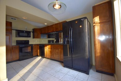 384 Adena Brook Ln, Columbus, OH 43214 - photo 5