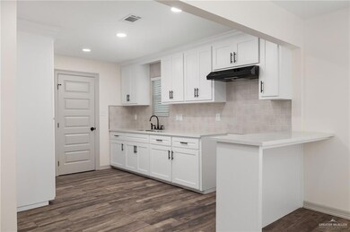 509 W Hawk Ave, Pharr, TX 78577 - photo 7