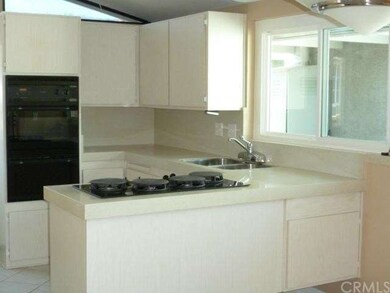 3430 E La Jara St, Long Beach, CA 90805 - photo 5