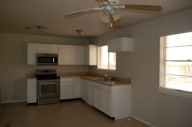 4415 Sloangate Dr, Spring, TX 77373 - photo 2