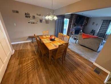 708 E Park St, Fort Branch, IN 47648 - photo 5