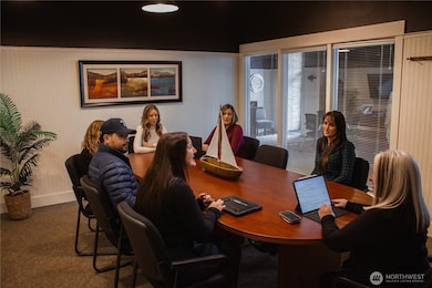 19089 Jensen Way NE, Poulsbo, WA 98370 - photo 5