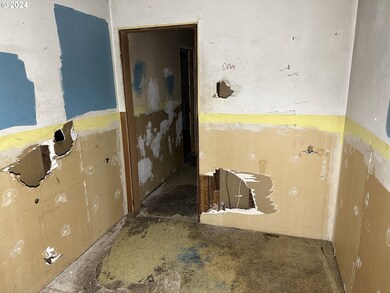 510 W Sheridan St, Newberg, OR 97132 - photo 6