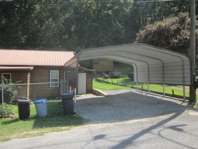 122 Heggie Rd, Rossville, GA 30741 - photo 5